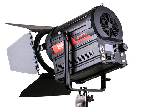 Đèn Spotlight Led 300W của Swit